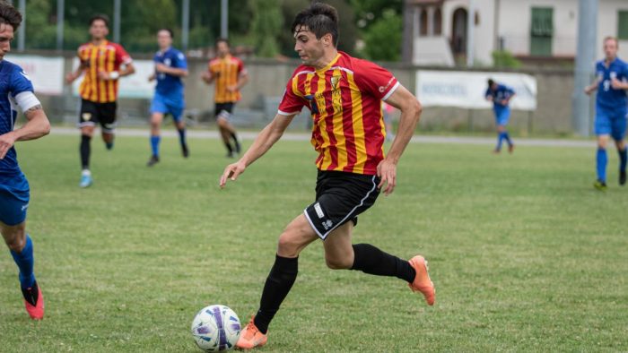 Serie D, Poggibonsi: confermati Denis Zefi e Niccol&ograve; Volentieri
