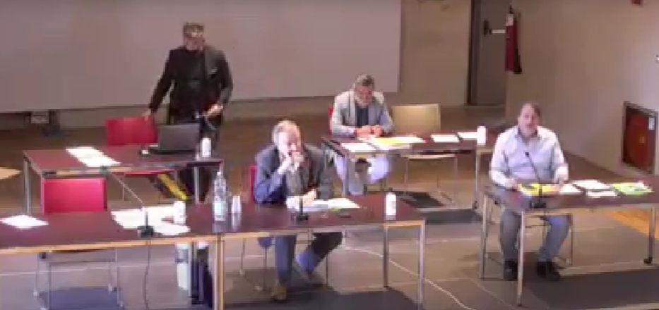 Troppe assenze in Consiglio, sospesi i lavori. Falorni: "Situazione mai vista"