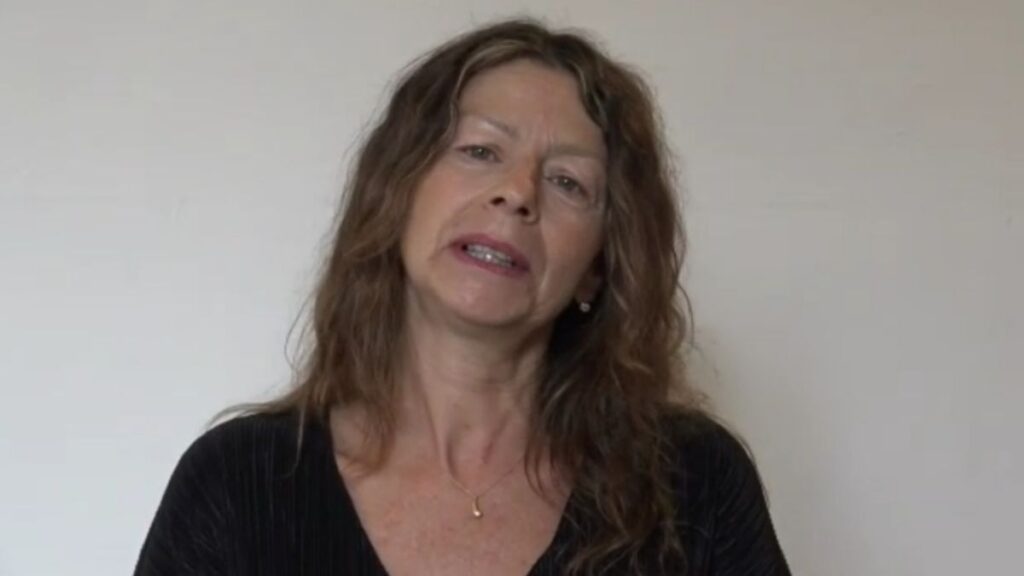 Il figlio di Amanda Sandrelli si laurea al Franci, l'attrice: "Incomprensibile metterlo a rischio"