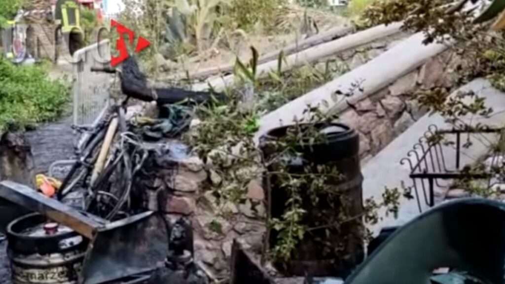 Marina di Grosseto, incendio a Villa Gaia: locale distrutto dalle fiamme