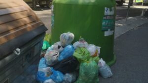 Siena: lavori in corso e asfaltature, ma dimenticando i rifiuti