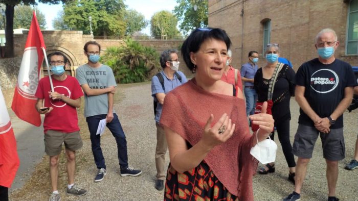 Suppletive, Golini (Potere al Popolo): "Campagna elettorale, solite promesse e caccia alla visibilit&agrave;. Un teatrino"