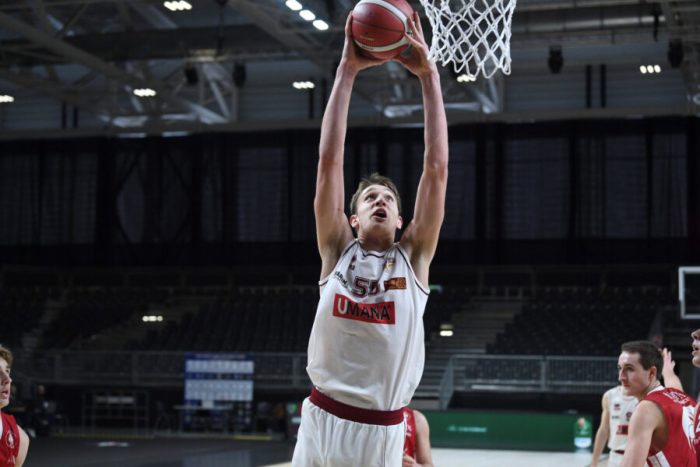 Basket, la San Giobbe Chiusi si rinforza sotto canestro con Luca Possamai