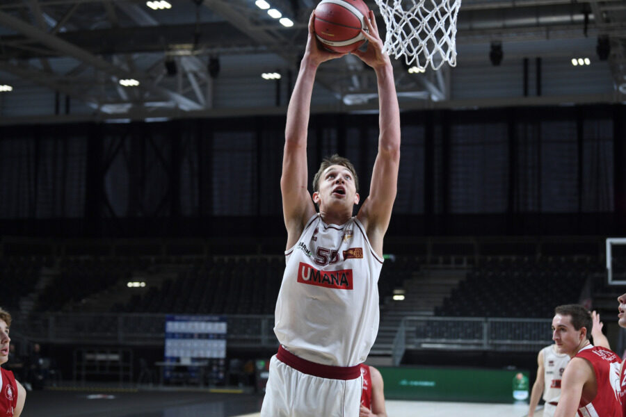 Basket, la San Giobbe Chiusi si rinforza sotto canestro con Luca Possamai