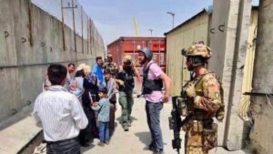 La Toscana ospiterà 200 civili afghani: trascorreranno la quarantena nella Regione