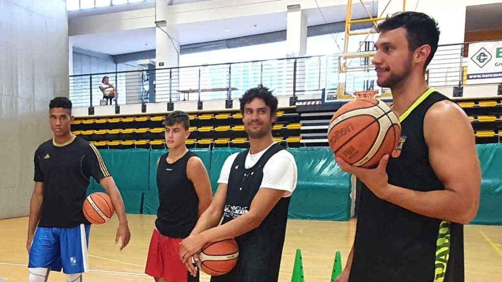 Al via la stagione del Costone maschile e femminile