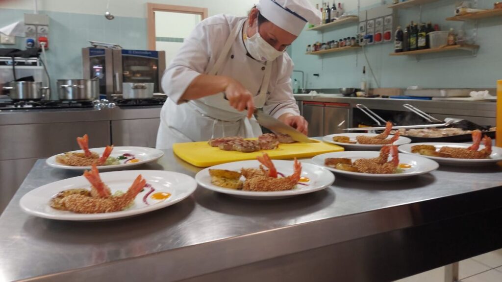 Confesercenti, a Settembre al via il corso "Young chef" per giovani dai 16 ai 18 anni