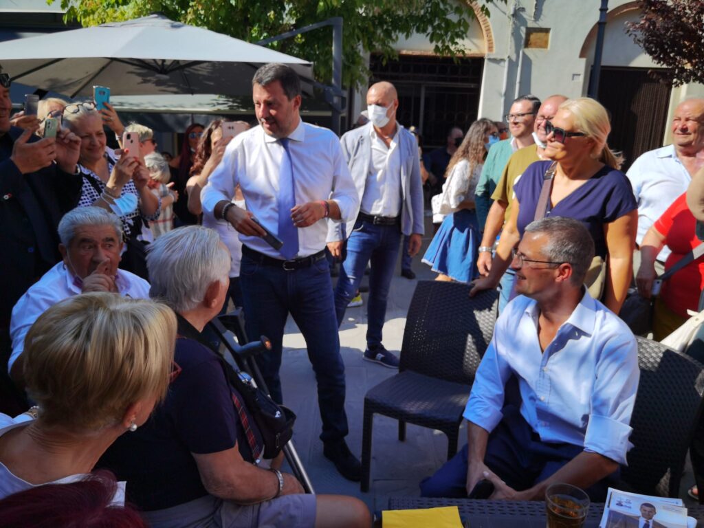 Suppletive, Salvini ad Asciano: "Nessuno a sinistra pensi di barattare Mps con il polo life sciences"