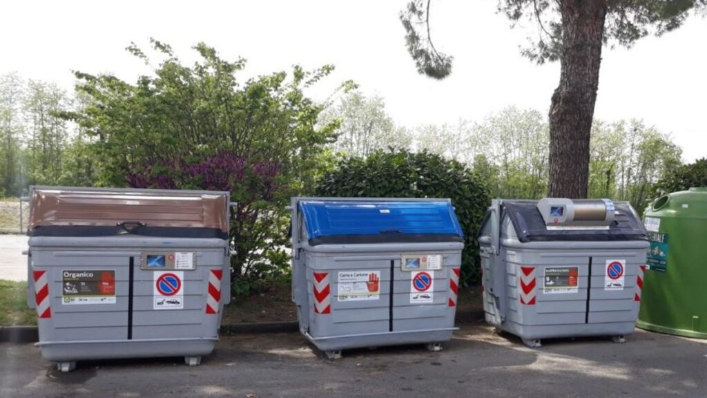 Buonconvento, ecco i nuovi contenitori ad accesso controllato per la raccolta dei rifiuti