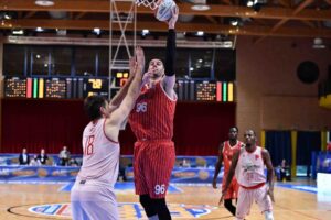 Basket, San Giobbe Chiusi cede a Pistoia 77-69. Si ferma in semifinale la corsa in Supercoppa
