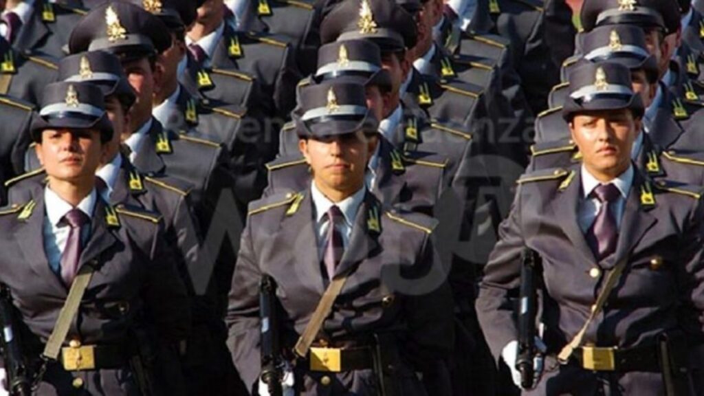 Guardia di Finanza: concorso per il reclutamento di 66 allievi ufficiali