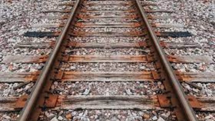 Lavori sul binario ferroviario, chiusure temporanee della Sp 326 di Rapolano: ecco le variazioni alla circolazione
