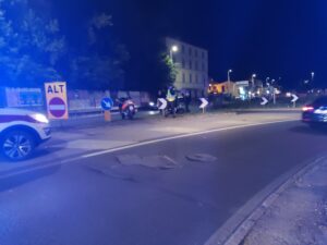 Siena: incidente stradale in Pescaia, impatto tra auto e moto. Due feriti