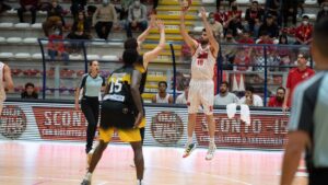 Basket: la San Giobbe Chiusi batte San Severo alla prima casalinga 84-71