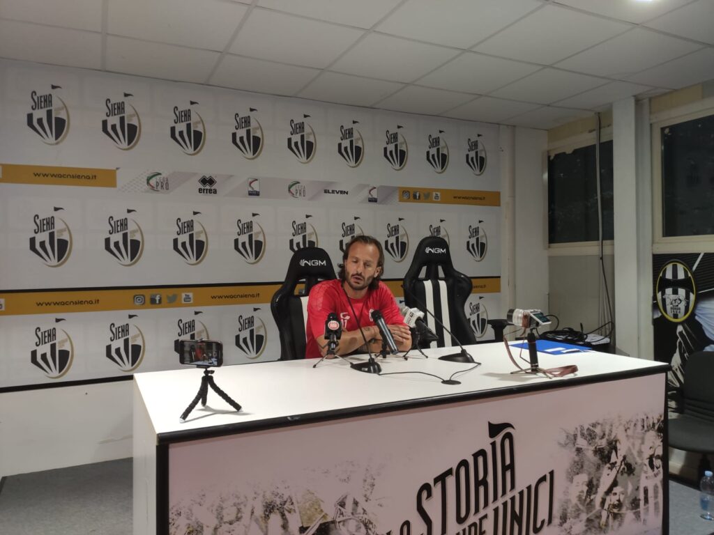 Siena-Pistoiese 0-0, Gilardino: "C'&egrave; rammarico, dobbiamo migliorare sotto porta"