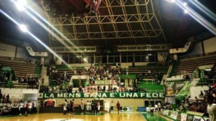 Il Comune di Siena vuole acquisire il Palasport di Viale Sclavo: al via lo studio di fattibilit&agrave;