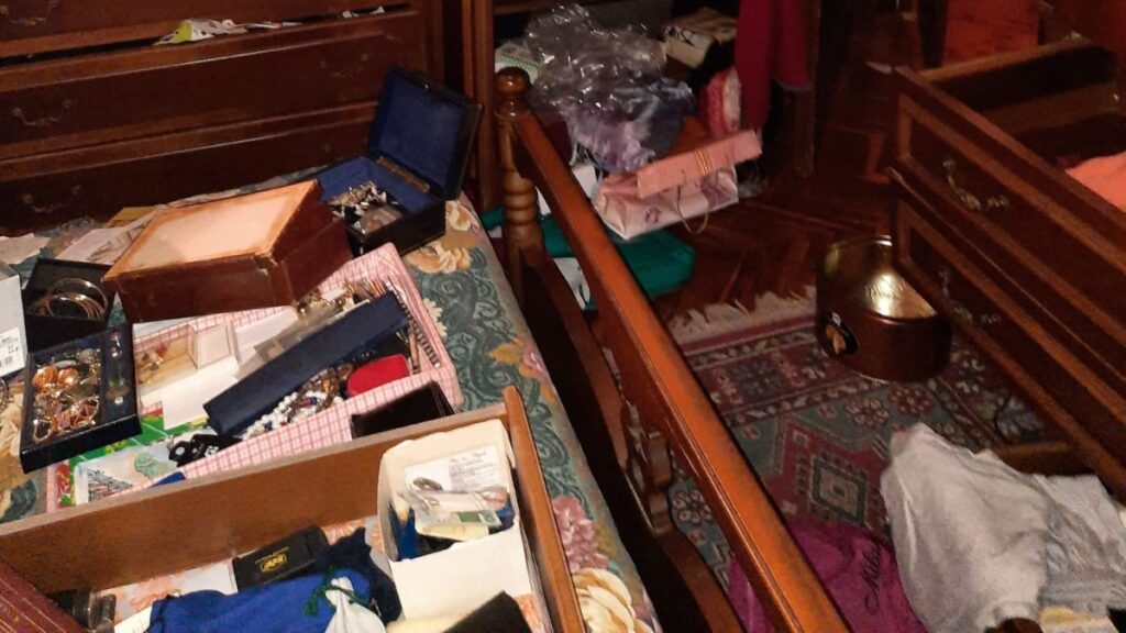 Furto in abitazione alle porte di Siena