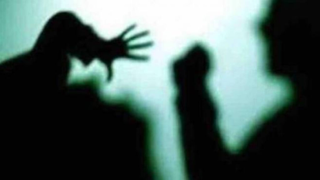 Siena, uomo aggredito da ignoti all'uscita di casa