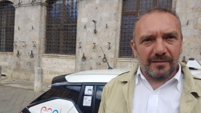 Tassisti, vorrei ma non Pos. Borghi (Cotas Siena): "Problemi di connessione alla rete e traffico rallentato"
