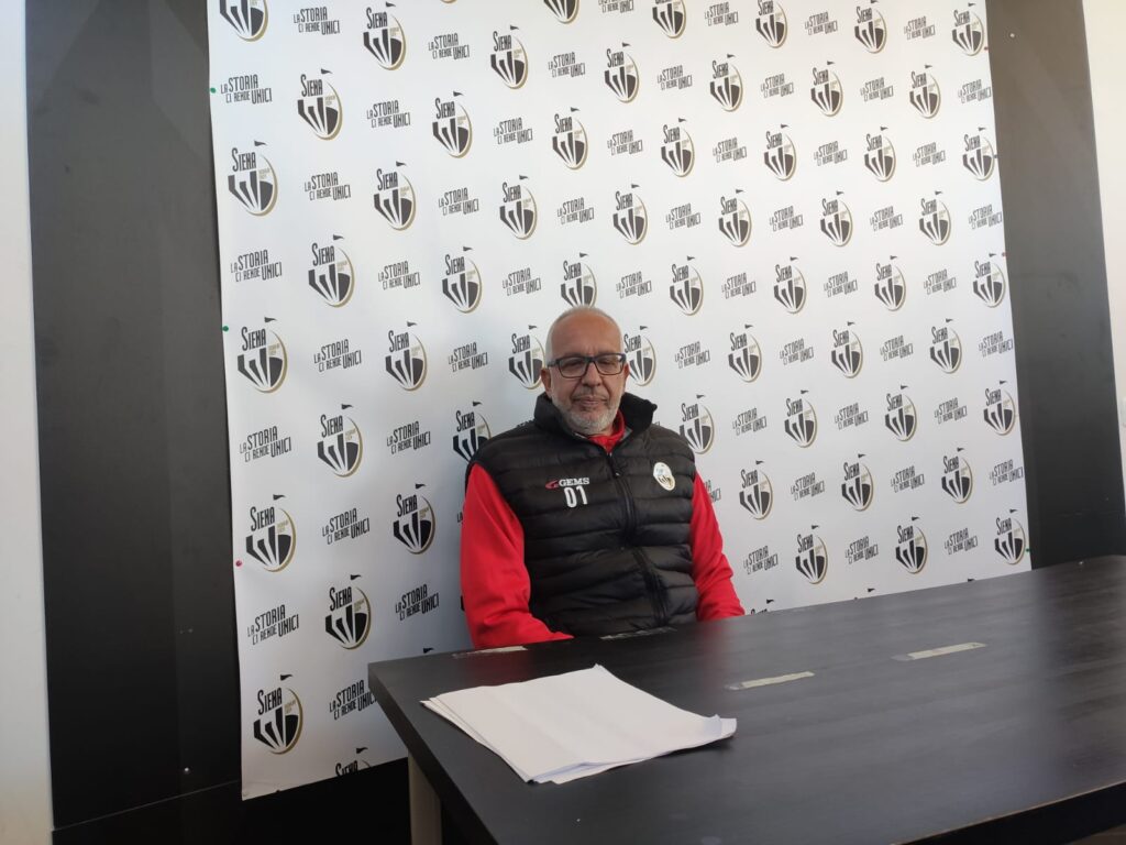 Lucchese - Acn Siena, Maddaloni: "Sar&agrave; difficile, hanno messo in difficolt&agrave; tutti"