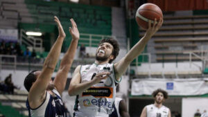 Rinviata la sfida tra Mens Sana e Fucecchio: c'è un positivo tra gli ospiti