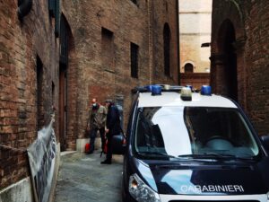 Caso David Rossi, al via la maxi perizia del Ris tra la sede di Mps e vicolo Monte Pio