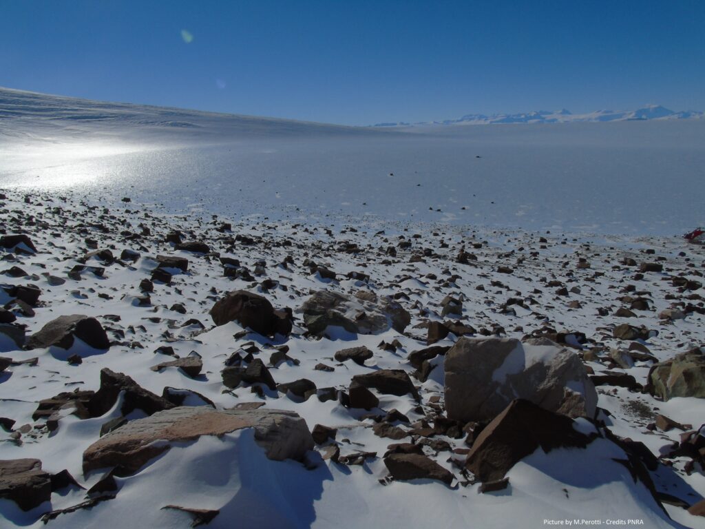 Unisi: studio sedimenti del passato mostra che il ghiaccio in Antartide puó essere più vulnerabile a riscaldamento globale