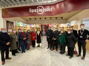 Il Cardinale Lojudice sostiene #coopforafrica a Coop.Fi Siena Grondaie