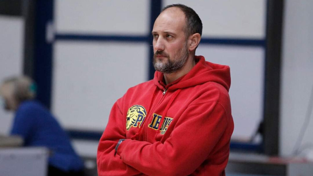 Poggibonsi basket, sollevato dall'incarico il coach Andrea Aprile