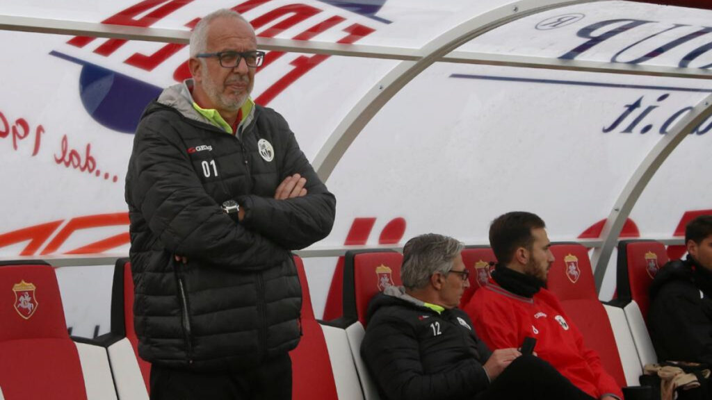 Panchina Siena, nuova riunione. Negro guider&aacute; l'allenamento