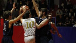 Basket Serie C Gold: la Virtus conduce per tre quarti poi cede a Montecatini nel finale