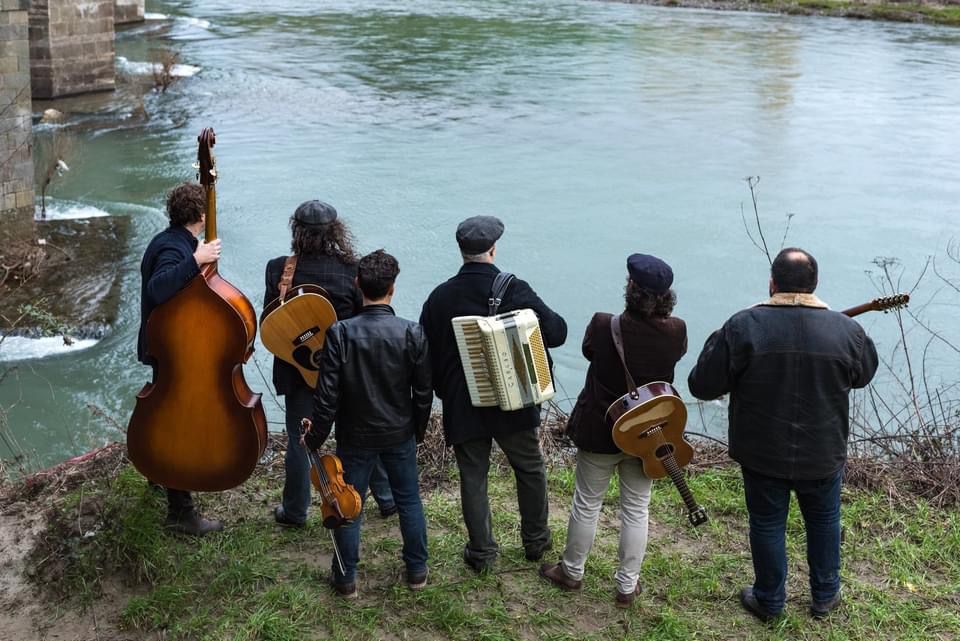 "Cantina Musicale": stasera ore 21.30 protagonisti i canti popolari con la "Serpe d'Oro"