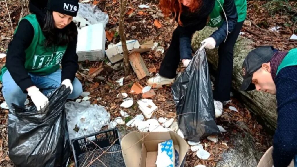 Foresta Che Avanza: giornata di bonifica del torrente Rosia