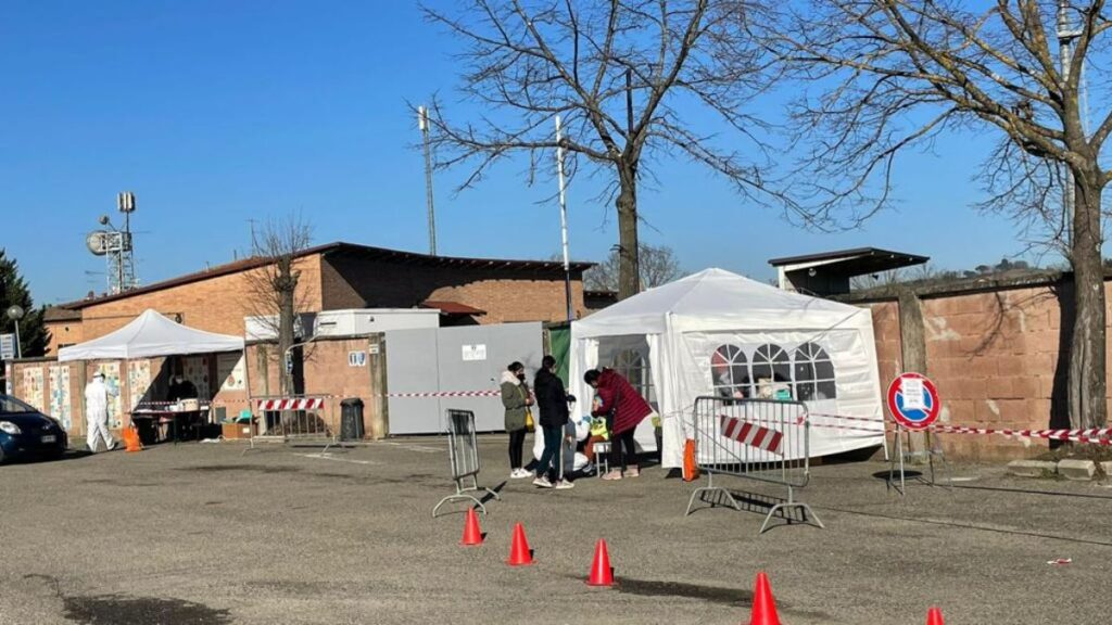 Covid e scuola, si torna in classe in sicurezza: a Buonconvento tamponi gratuiti per gli studenti e le famiglie