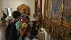 Progetto "Eterno Presente": le Contrade in visita a Villa Brandi e alla Pinacoteca