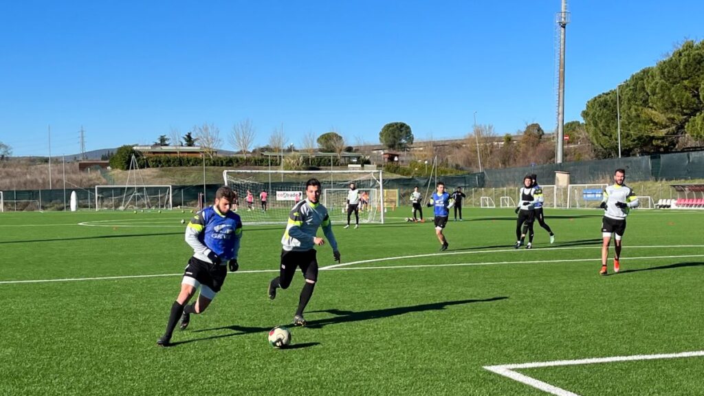 Calcio - Il Siena riprende gli allenamenti marted&igrave;, altri due giocatori positivi al Covid