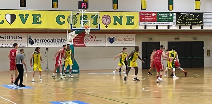 Basket: orgoglio Costone, piegata una mai doma Laurenziana al PalaOrlandi