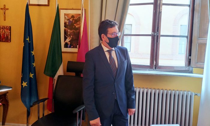 Rissa tra tifosi dopo Siena-Montevarchi, 5 daspo in arrivo. Il Questore: "Non tollero la violenza"