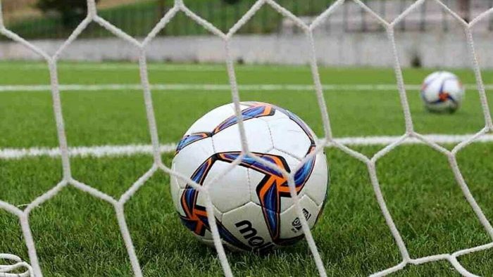 Calcio Serie D: Poggibonsi travolto da Livorno, poker Pianese