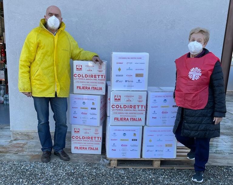 Emergenza economica: da Coldiretti Siena oltre 3500 kg di prodotti per le famiglie in difficolt&agrave;