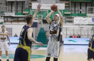 Basket: Mens Sana trionfa su Carrara al Palaestra, finisce 87-66
