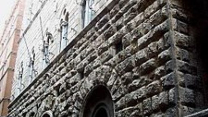 Palazzo delle Papesse in vendita, arrivate più offerte da enti museali