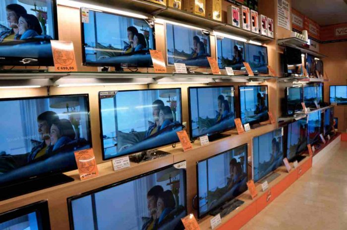 La corsa ad ostacoli per l&rsquo;acquisto della nuova tv