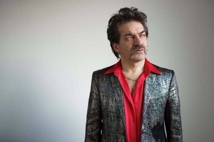 Al Politeama Peppe Voltarelli con "Planetario"