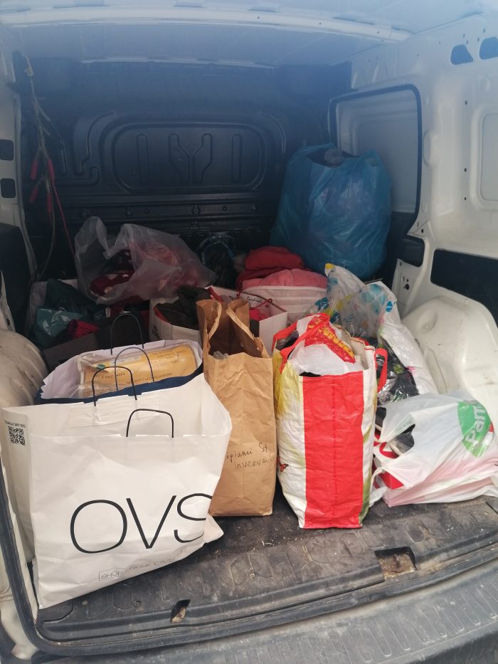 Unione Provinciale Agricoltori: due furgoni carichi di beni di prima necessit&agrave; per l'Ucraina