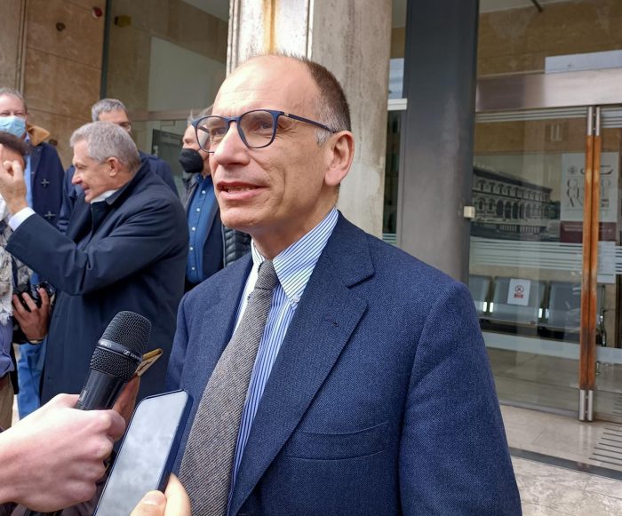 Enrico Letta a Siena a fianco dei candidati Rossi e Franceschelli