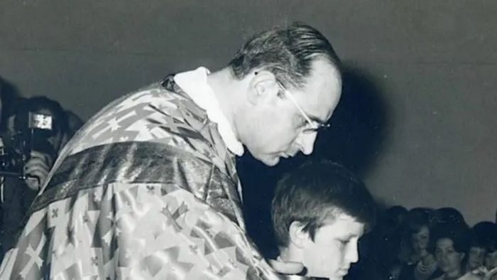 Poggibonsi in lutto per la morte del parroco storico don Emanuele Iozzi