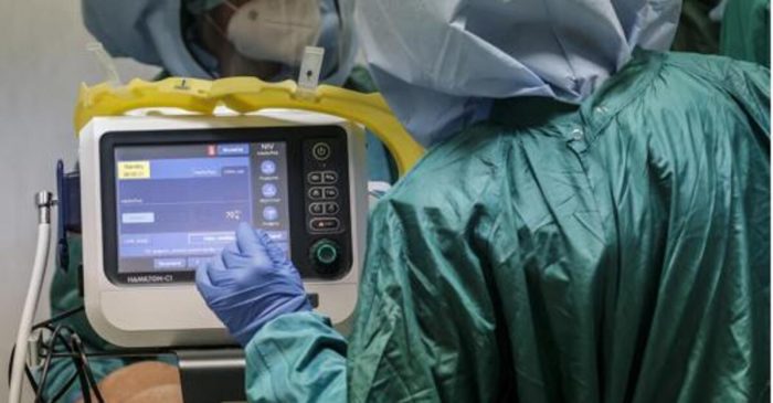 Long Covid: boom di richieste di esami e visite specialistiche. Ecco i sintomi da non sottovalutare