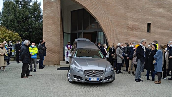 Poggibonsi: l'ultimo saluto a Gianfranco Lorini