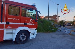 Colle Val d'Elsa, crolla la gru di un cantiere edile. Nessun ferito